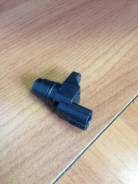 Датчик положения распредвала. Honda: Accord, Zest, Element, Accord Tourer, Stream, Airwave, Civic, Fit Aria, Mobilio Spike, Life, Partner, Elysion, Ja...