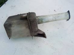 Бачок стеклоомывателя. Toyota: Corona, Windom, Allex, ist, Crown, Ipsum, Verossa, Camry Gracia, Corolla, Yaris Verso, Tercel, Raum, Regius, Vista, Car...