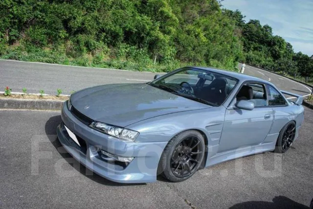 SSR GTX01. 8.5/9.5x18", 5x100, ET44/40, �� 73,1���. ��� ����� �� ���������� ����