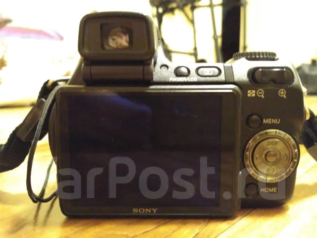Sony Cyber-shot DSC-H9. 8 - 8.9 ��, ���: 14� � ����� ����