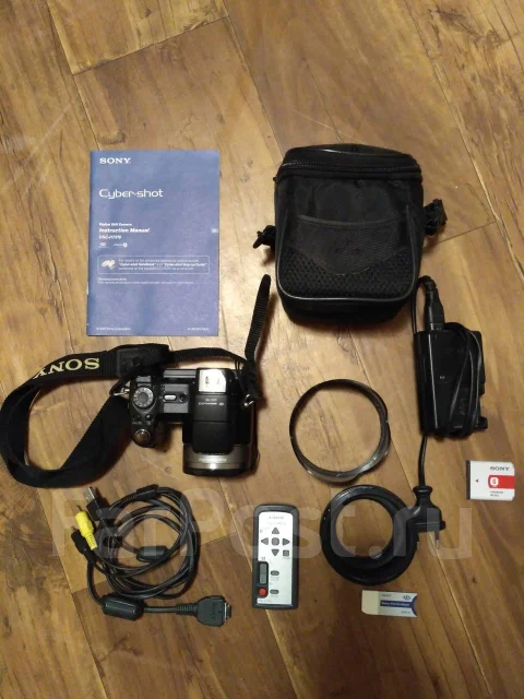 Sony Cyber-shot DSC-H9. 8 - 8.9 ��, ���: 14� � ����� ����