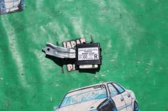Фара. Toyota Corolla Axio, NZE141, NZE144, ZRE142 Toyota Corolla Fielder, NZE141, NZE141G, NZE144, NZE144G, ZRE142, ZRE142G