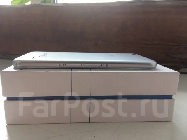 ZTE Blade S6. �/� ����