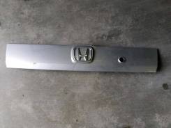 Накладка на дверь багажника. Honda Fit, GD1