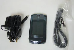 Motorola RAZR2 V8. ����� ����