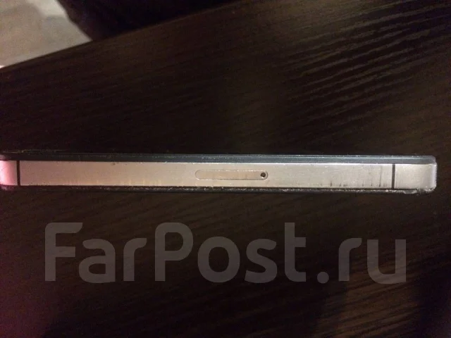 Apple iPhone 4s 32Gb. �/� ����