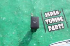 Кнопка включения обогрева стекла. Toyota: Vanguard, ist, Auris, Blade, Vitz, Corolla Axio, iQ, RAV4, Corolla Fielder, Passo, Corolla Rumion Двигатели...