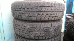 Bridgestone. Зимние, без шипов, 2014 год, 5 %, 2 шт
