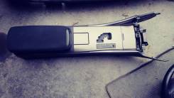 Консоль центральная. Lexus IS350, GSE25, GSE21, GSE20 Lexus IS250, GSE25, GSE21, GSE20 Двигатель 2GRFSE
