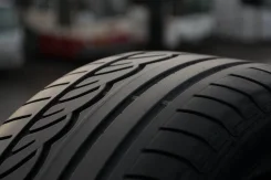 Dunlop SP Sport 01A. ������, �/�, ����� 30 % ����