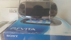 Sony PlayStation Vita ����