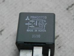 Реле вентилятора MR400709 Mitsubishi ASX