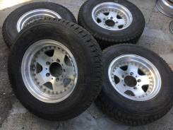 225/70R15 Yokohama G072 на литье EMR. (15519). 7.0x15 5x139.70 ET-13 ЦО 110,0 мм.
