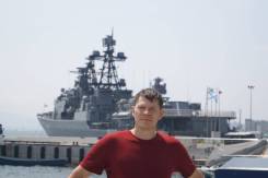 Грузчик.