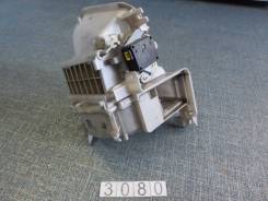 Корпус моторчика печки. Mitsubishi RVR, N11W, N13W, N21W, N21WG, N23W, N23WG, N28W, N28WG Mitsubishi Pajero, V21W, V23W, V24W, V24WG, V25W, V26W, V26W...