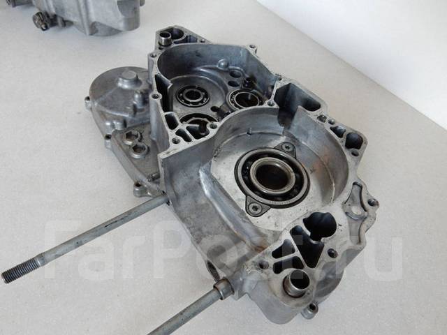 половинки картера скутера. половинка картера honda cr 250. левая половинка картера honda dio af18e. картер honda dio af 34. Honda af61.