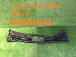 Решетка под дворники. Toyota Noah, ZRR70, ZRR75, ZRR70G Toyota Voxy, ZRR70, ZRR75 Двигатели: 3ZRFE, 3ZRFAE