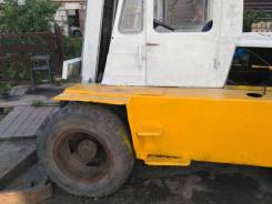 Львовский погрузчик. Продам львовский погрузчик, 2 500 куб. см., 5 000 кг.