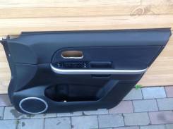 Обшивка двери. Suzuki Escudo, TD54W