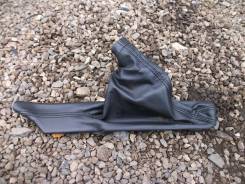Кожух ручки ручника. Subaru Legacy, BLE, BPH, BP5, BL9, BP9, BL5, BPE Subaru Outback, BP9 Двигатели: EJ20Y, EJ20X, EJ204, EJ255, EJ203, EJ253, EJ30D...