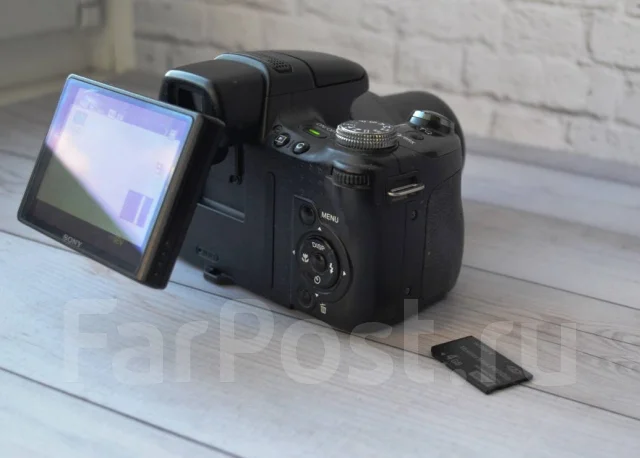 Sony Cyber-shot DSC-HX1. 10 - 14.9 ��, ���: 14� � ����� ����