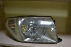 Фара. Mitsubishi Pajero iO, H76W