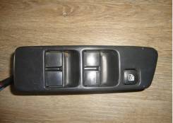Блок управления стеклоподъемниками. Nissan Bluebird
