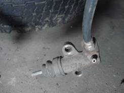 Цилиндр сцепления рабочий. Nissan Atlas, R8F23, P2F23, P8F23, JH40, P6F23, PGF22, P4F23, R2F23, AGF22, R4F23, AF22, JGH40 Nissan Cabstar, F22, F23 Nis...