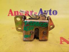 Замок крышки багажника. Toyota Corolla Spacio, AE115, AE111N, AE111 Двигатели: 7AFE, 4AFE