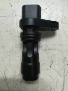 Датчик положения коленвала. Honda: Civic, Stream, CR-V, Civic Hybrid, Jazz, Edix, Integra, FR-V Двигатели: K20A3, K20A2, PSHD58, K20Z4, K20Z3, K20A1...