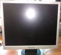 Samsung. 17 дюймов (43 см)
