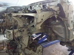 Передняя часть автомобиля. Nissan Tiida Latio, SC11