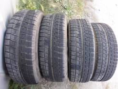Bridgestone Blizzak Revo2. Зимние, износ: 5%, 4 шт