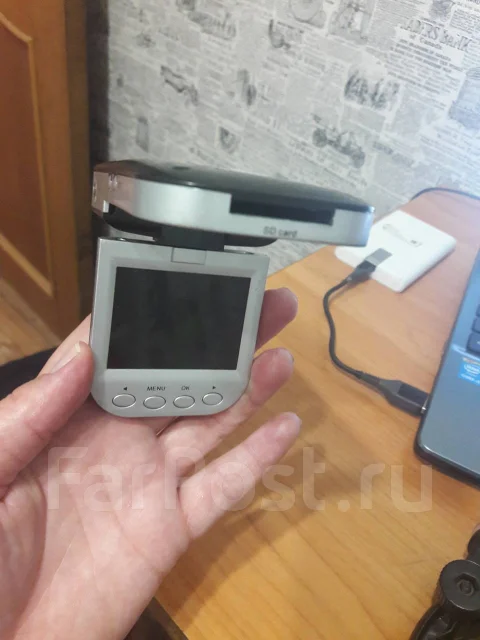 Ritmix AVR-335 ����