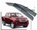 Ветровик. Isuzu D-MAX