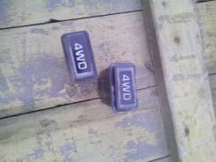 Кнопка включения 4wd. Toyota Lite Ace, CM40, CM40G, CR21, CR21G, CR30, CR30G, CR31, CR31G, CR36, CR36V Toyota Town Ace, CM40, CR21, CR21G, CR30, CR30G...
