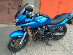 Kawasaki ZR-7S. 750����. ��., ��������, ���, � �������� ����