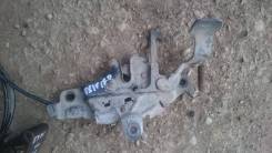 Замок капота. Toyota Carina ED, ST180, ST181, ST182, ST183 Toyota Corona Exiv, ST180, ST181, ST182, ST183 Двигатели: 3SFE, 3SGE, 3SGELU, 4SFE, 4SFI