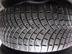 Michelin Latitude X-Ice North 2. Зимние, шипованные, 2011 год, износ: 10%, 4 шт