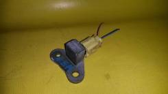 Датчик airbag. Nissan Note, E11, E11E