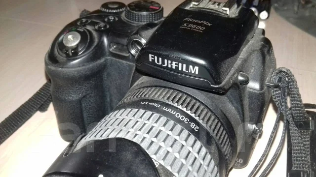 Fujifilm FinePix S9600. 9 - 9.9 ��, ���: 10� ����