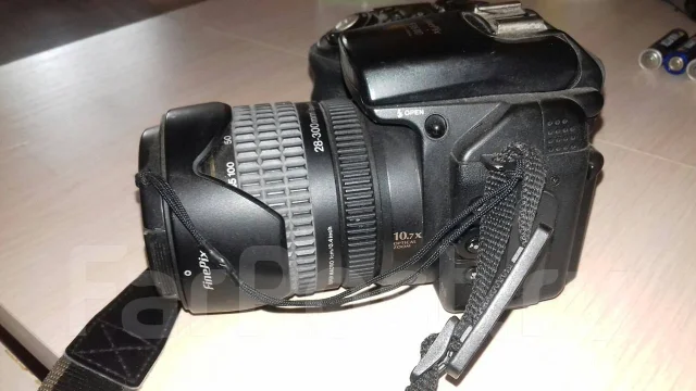 Fujifilm FinePix S9600. 9 - 9.9 ��, ���: 10� ����