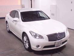 Nissan Fuga. 51