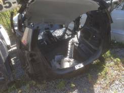Задняя часть автомобиля. Honda Fit, GE6 Двигатель L13A