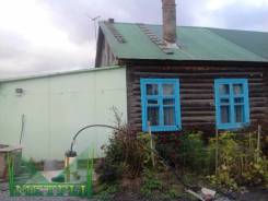 Часть жилого деревянного дома в Западном. Улица Нахимова 17, р-н п. Западный, площадь дома 23 кв. м., скважина, электричество 15 кВт, отопление твердо...