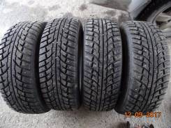 Kumho I'Zen RV Stud KC16. Зимние, шипованные, 2015 год, износ: 5%, 4 шт
