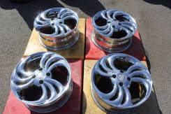 Crimson Myrtle. 7.0x17", 4x114.30, ET40, ЦО 73,0 мм.