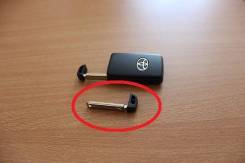 Заготовка ключа. Toyota: EQ EV, Alphard, Allion, Corolla Rumion, Noah, Prius a, Ractis, Auris, ist, Corolla Fielder, Yaris, Aqua, Isis, Vellfire, iQ...
