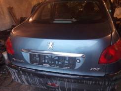 Бампер. Peugeot 206