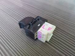 Кнопка стеклоподъемника. Nissan: Bluebird, NV350 Caravan, King Cab, Lucino, Sunny, Almera, 180SX, Caravan, Vanette Serena, Terrano Regulus, Homy, AD...